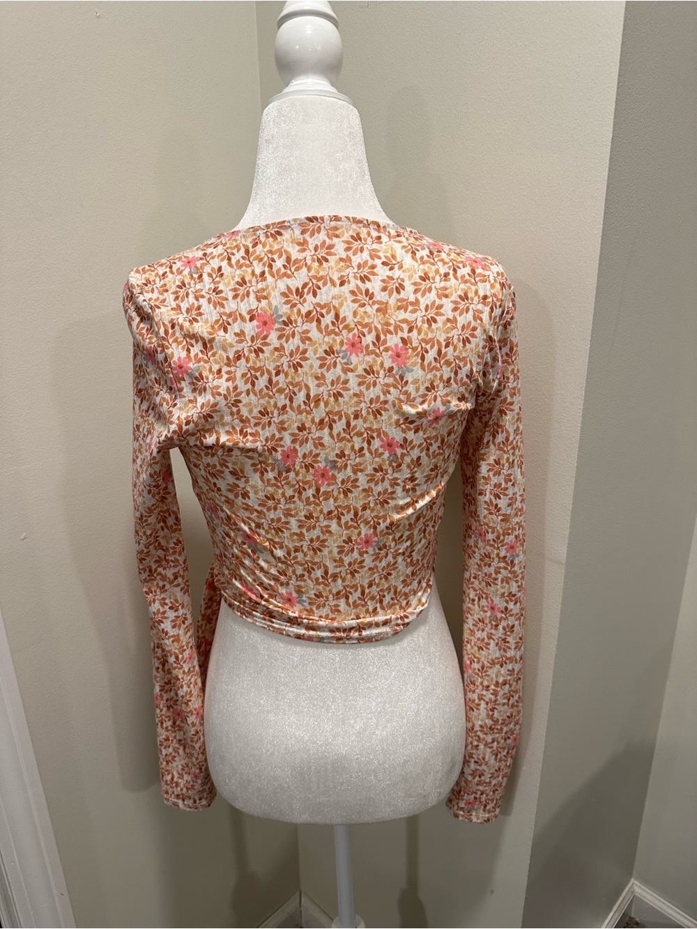 Antistar Floral Ribbed Wrap Crop Top Long Sleeve Tie Waist Small - Picture 9 of 10